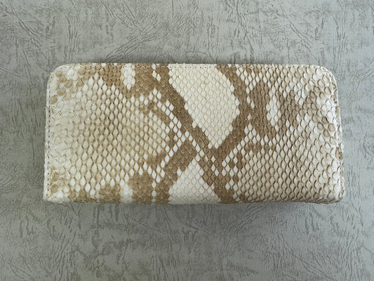 【アウトレット品B】和トモス:白牛革!本格ダイヤモンドパイソン長財布。ホワイト柄で初登場 ※開封品、色合い!